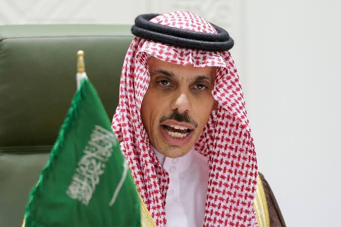 🇸🇦🇵🇸JUST IN: Saudi Foreign Ministry 

“We condemn the targeting of Al-Razi School in Nuseirat and the Al-Attar area in Khan Yunis, and we renew our rejection of the continuation of Israeli genocidal crimes.”
