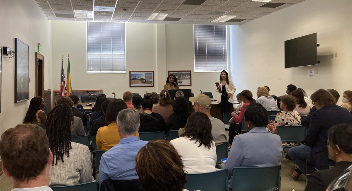 A productive discussion today at City Hall with 50+ members of ⁦<a href="/GreaterLAunited/">Greater LA Coalition on Homelessness</a>⁩ Coalition on Homelessness and ⁦⁦<a href="/nithyavraman/">Nithya Raman</a>⁩ chair of LA Council’s Housing &amp; Homelessness Committee.
