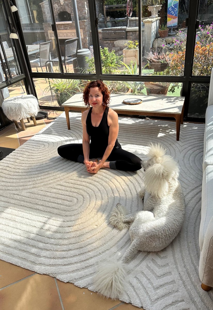 BroderWriter's tweet photo. Today, I'm 62. Wanted to show you what four years of steady yoga practice can look like—at any age. (And dogs like it, too!) #Yoga #AnyAge #Poodle #SixtySomething https://t.co/bmUa36BMAQ