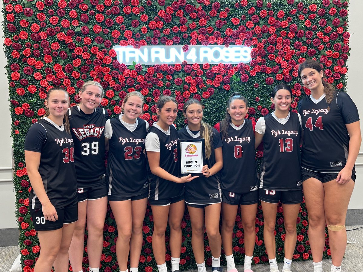 Congratulations ladies well done!!! Way to bring home the bronze from the Run 4 Roses Championship.