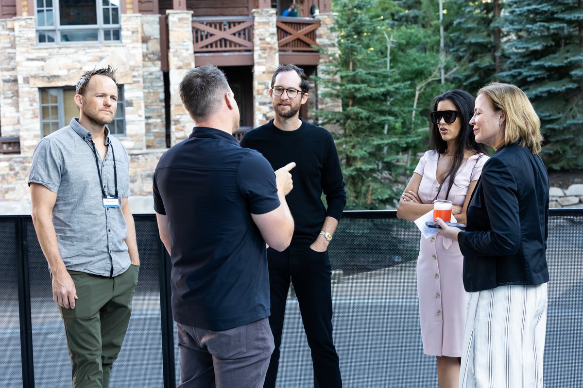 brainstormtech's tweet image. .@FortuneMagazine and @Qualtrics hosted an intimate dinner and conversation on how to unlock AI&apos;s transformative power to elevate customer and employee experiences by driving engagement, empowering leaders, and unleashing productivity.

#BrainstormTech | bit.ly/3W6pOfP