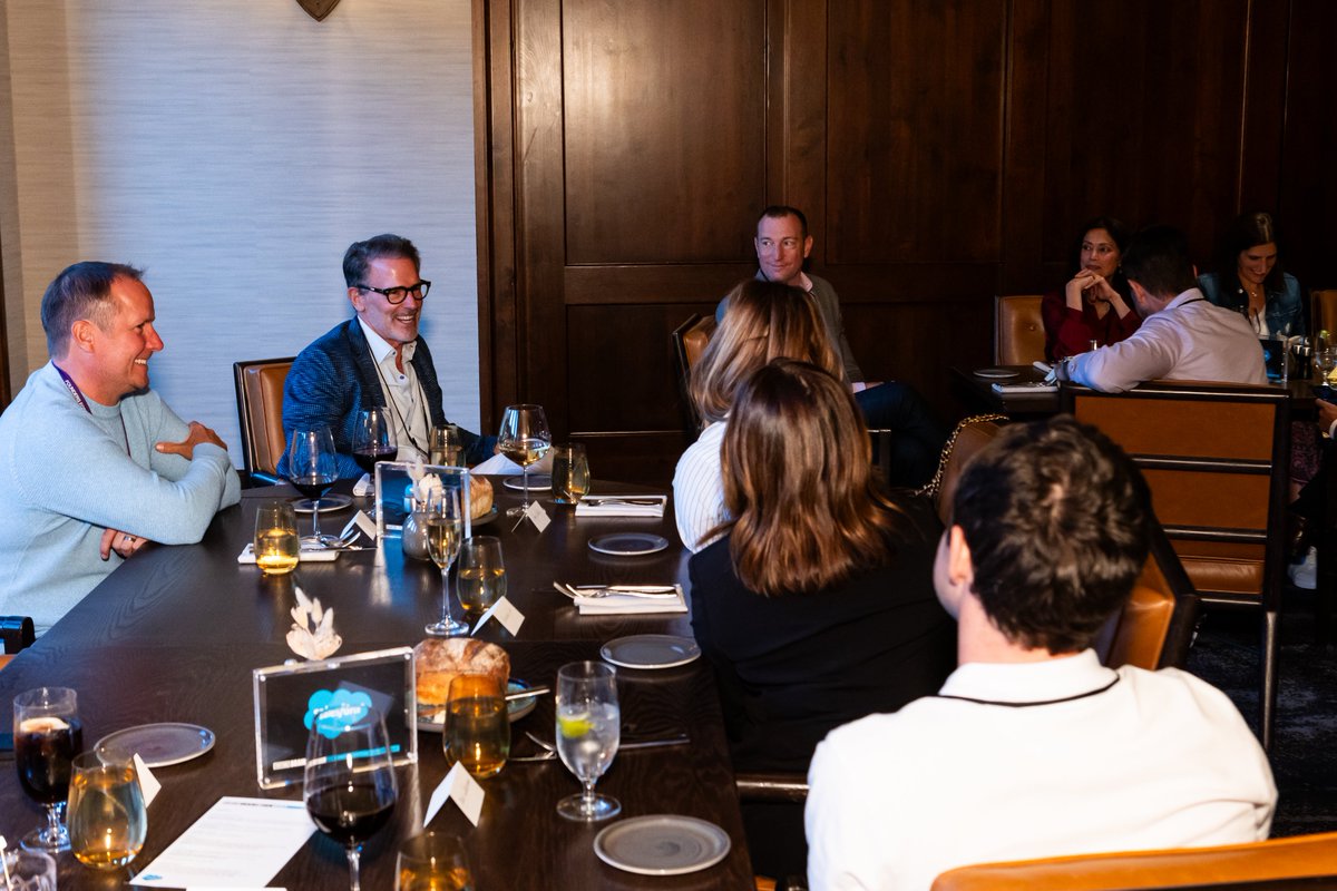 brainstormtech's tweet image. .@FortuneMagazine and @salesforce hosted an intimate dinner to discuss the role of AI and other technologies in business transformation.

#BrainstormTech | bit.ly/3W6pOfP