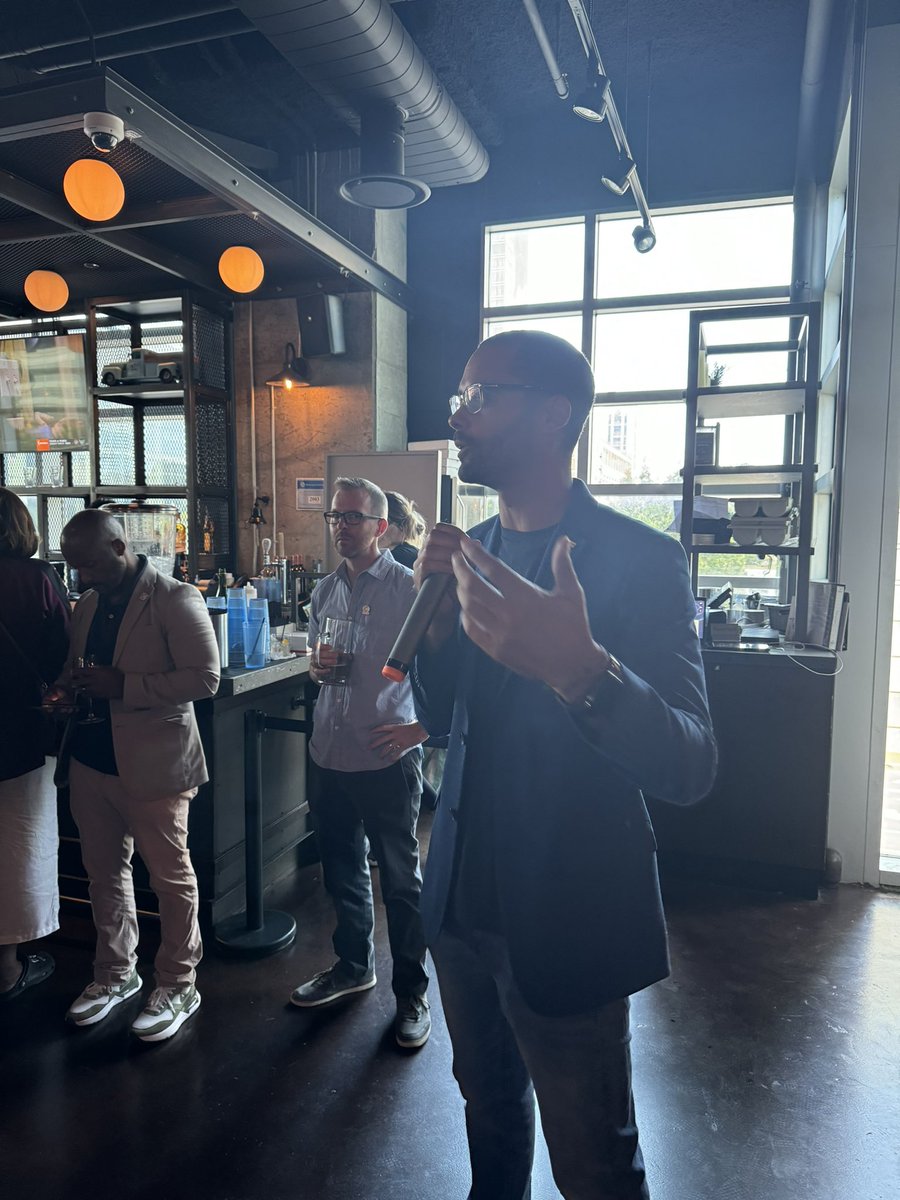 Israel Perez tweet media