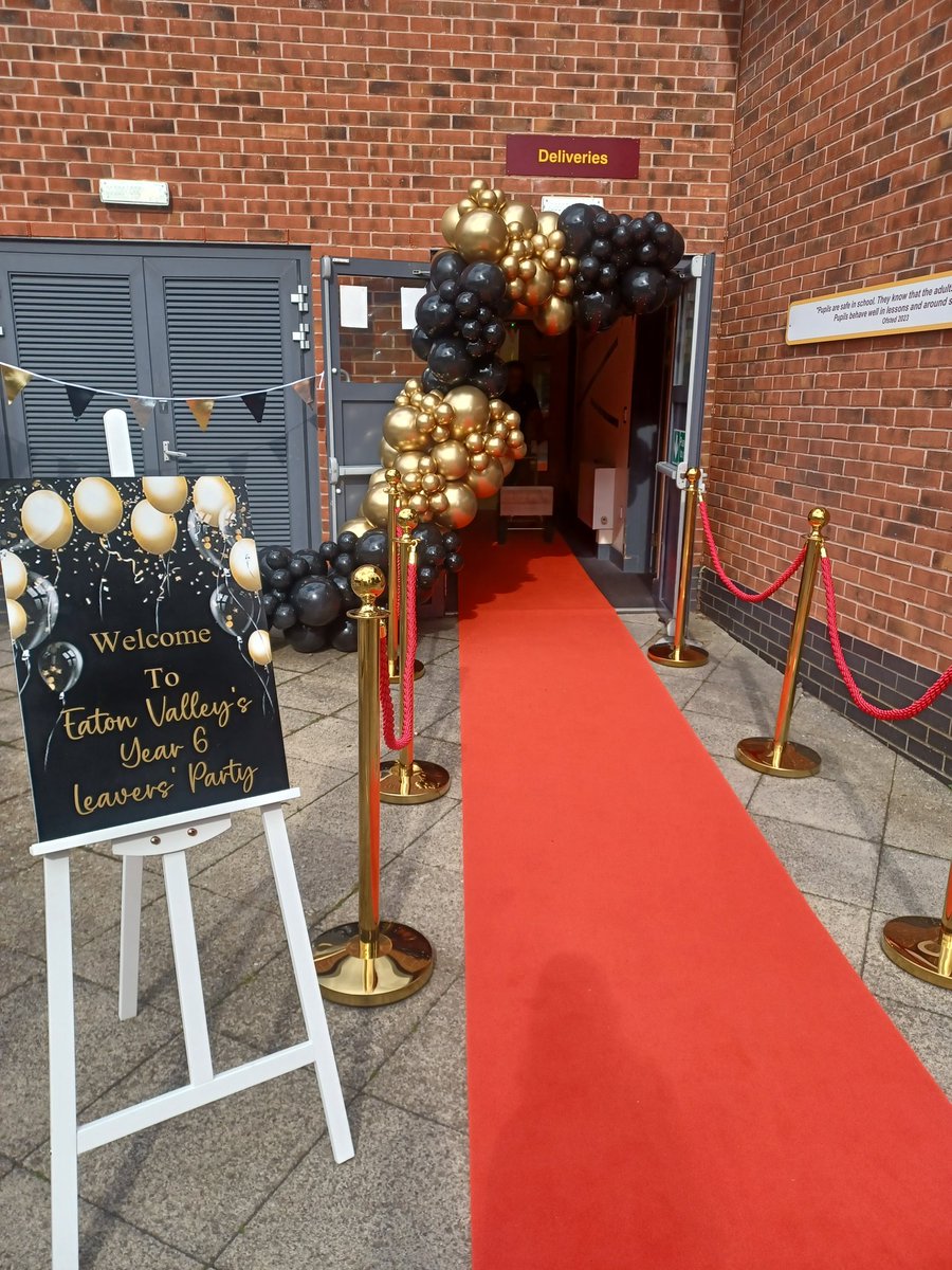 We danced, we ate pizza and we had the time of our lives! 
So proud of our Y6 children for growing into the kind and considerate children that they are