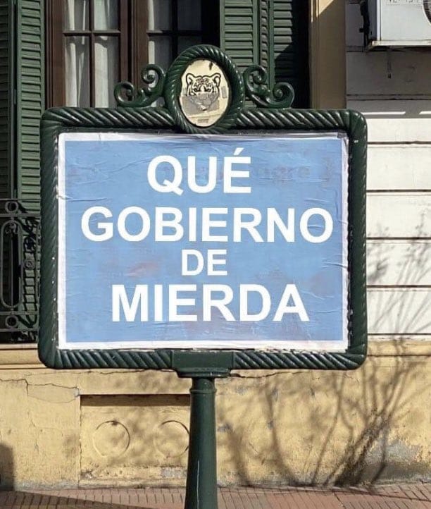 Si están hartos de este gobierno de mierda.
Seguime te sigo.
Dale RT y nos seguimos.
Que nuestras críticas sean tendencia!!!