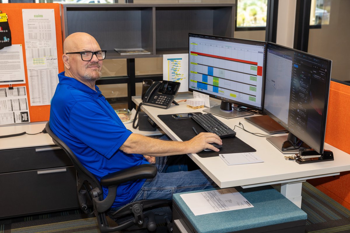 EwingOutdoor's tweet photo. Wear Blue Wednesday!
#TeamEwing proudly wearing blue today, in support of Smart Irrigation Month!
Did you? Show us in the comments.
#SmartIrrigationMonth #WeAreSmartIrrigation https://t.co/cbV93K84Tf