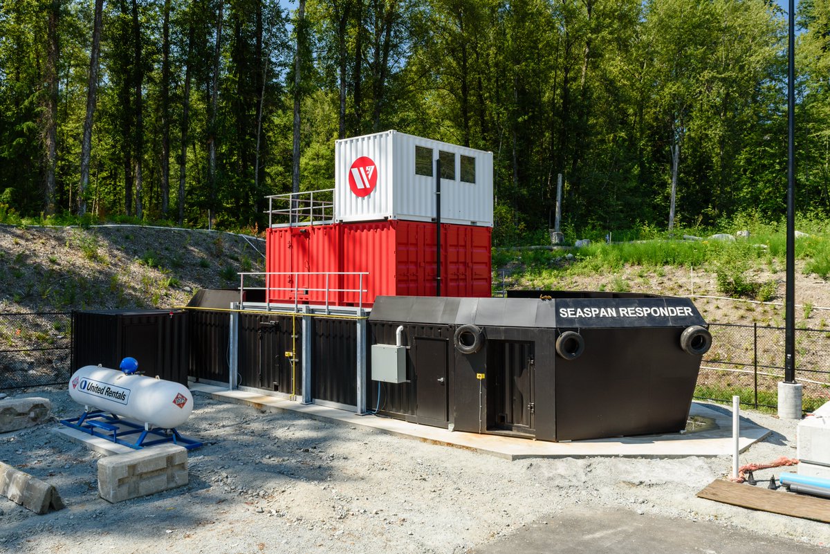 Seaspan's tweet photo. Seaspan has unveiled the 'Seaspan Responder', a new marine firefighting ship simulator which will help improve emergency preparedness for the North Shore Industrial Waterfront🔥

Read the full press release on our website 📰 https://t.co/LNHiv44S7l https://t.co/1vf5ore2Tr