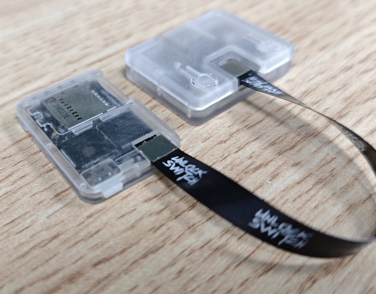 UnlockSwitch's tweet image. We were supposed to post the list of the 30 selected free samples by July 15! 

We&apos;ve been so busy with work that we completely forgot to make the list. To apologize for this oversight, we will post the list tomorrow and handle the shipment on Monday instead of August 1st!…