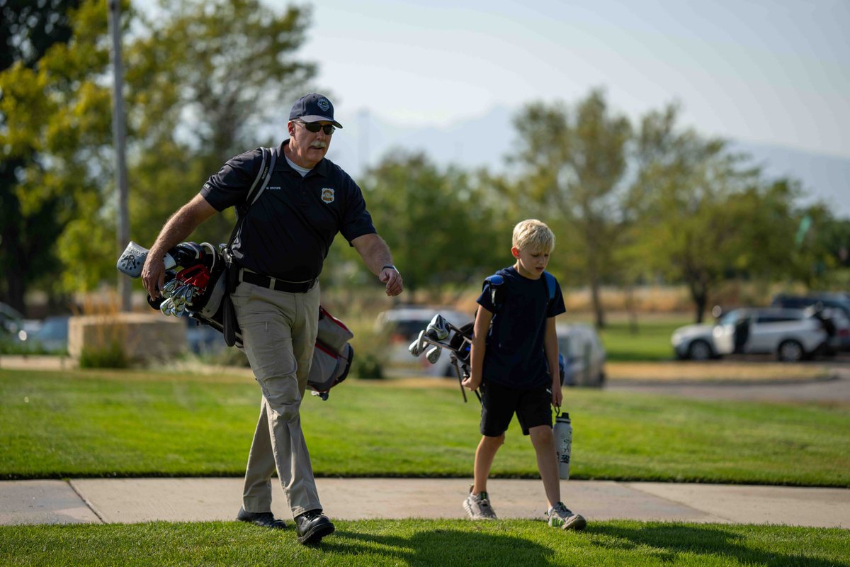 Today, we celebrated the conclusion of our 2024 summer ‘Golf with a Cop’ program at the Glendale Golf Course in partnership with the Salt Lake City Police Foundation.

Link: slcpd.com/2024/07/17/slc…

#SLC #SLCPD #SaltLakeCity #CommunityPolicing #GolfWithACop