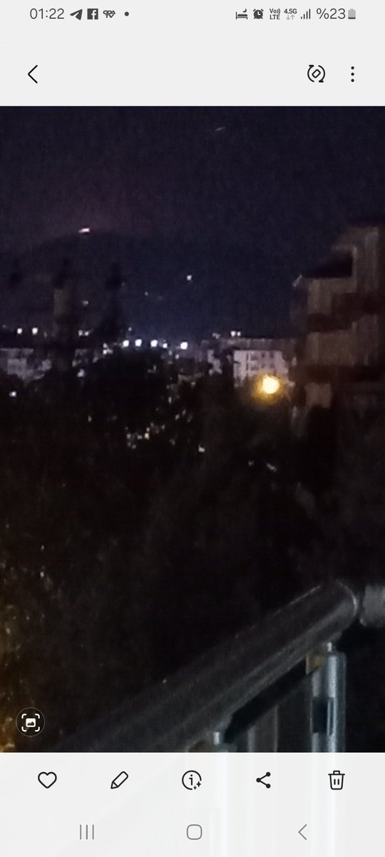 Ay küskün ama gece özgür. Ayı bulana dm de ödül var bulana