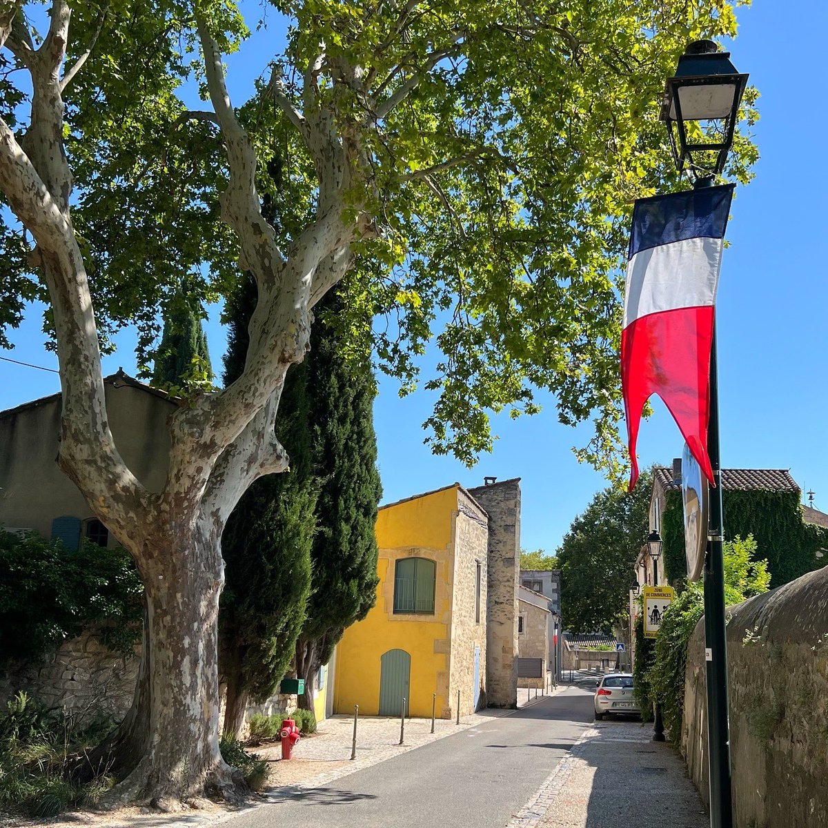 GarethHawthorne's tweet photo. Paradou, Provence 🇫🇷 https://t.co/tPpgPG6quW