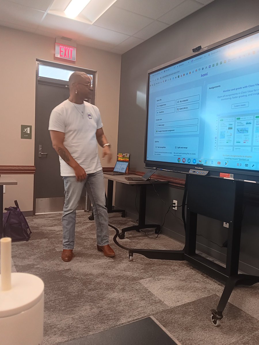 Mrs. Salter tweet media