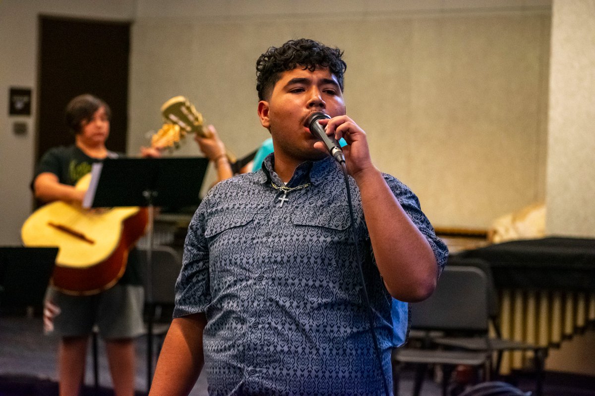 Our first mariachi summer camp ever has been a huge success! Don't miss the final concert tomorrow at 4:30 p.m. in the UTSA Recital Hall 🎻🎺 #UTSAMusic #MariachiCamp