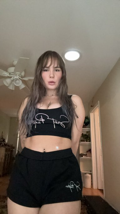 Thank you @SextPanther for the beautiful merch 🖤 https://t.co/DXjBkkuTDW<a class="tags" href="/tag/sextpanther">@sextpanther</a>