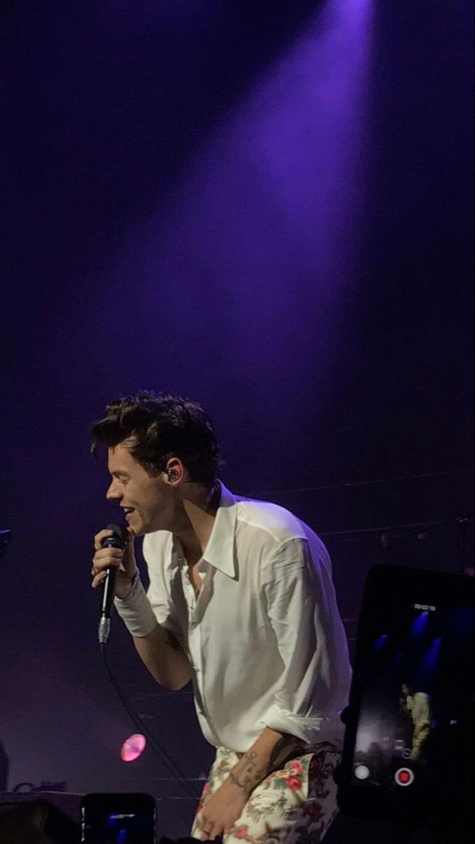 tdtvicco's tweet photo. holii soy vicco (🇦🇷,19) quiero mutuals harristasss. interactuo bastante y tengo pocas mutuals porque tengo cuenta nueva 😔
#integracionharrie #harryisback https://t.co/moAbYWvXmC