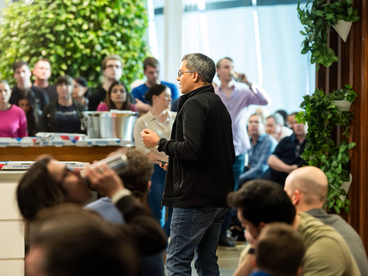 TechnologyOne's tweet photo. At our latest Town Hall, CTO @CPotukuchi took us on a deep dive into R&D. Events like these strengthen our #PowerOfOne philosophy, promoting team transparency.
Excited for our 2024B release, stay tuned for August! #LifeAtTechOne #innovation https://t.co/7oV0bXHheU