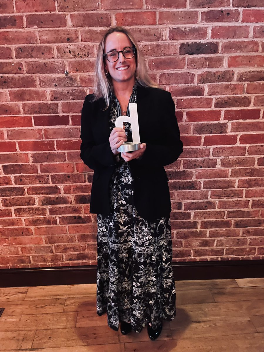 Holding the award the wrong way round but the excitement of winning #RisingPRprofessionalOfTheYear tonight was too much! Thank you #HMAwards24 A proud moment and not possible without the rest of the wonderful press team <a href="/bestinvest/">Bestinvest</a> and <a href="/evelynpartners/">Evelyn Partners</a>