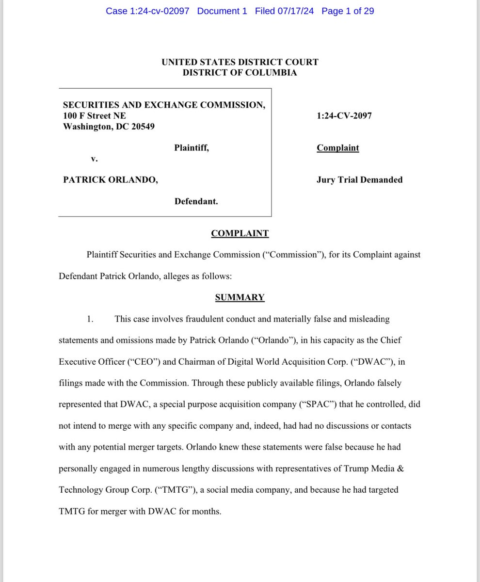 Hugo Lowell tweet media