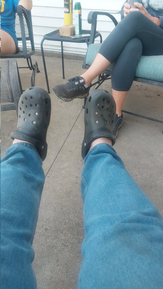 Wife got me some new work shoes. Feet dont sweat, dont have to wear socks, and super comfy!