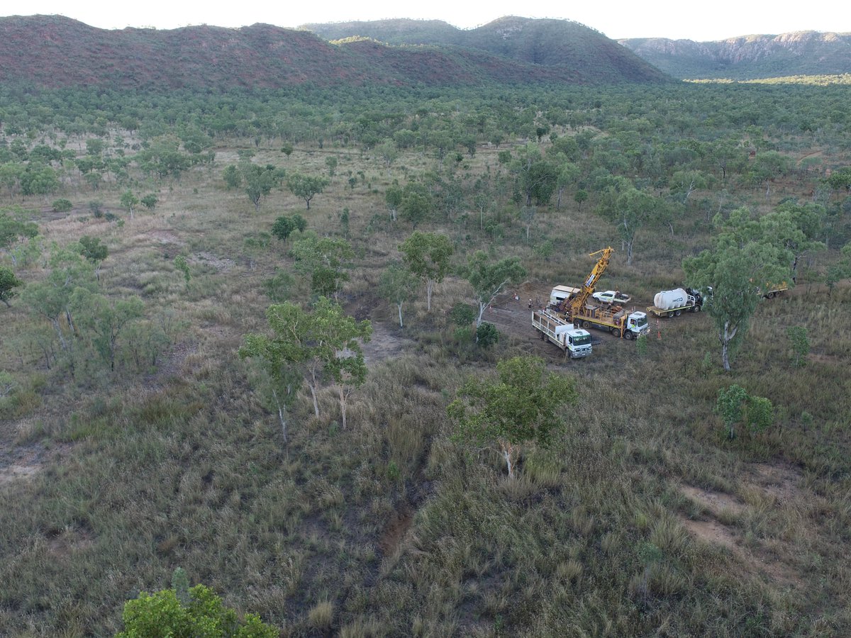 #Drilling and #geophysical surveys have been completed at Tarraji-Yampi, and we've identified four significant #electromagnetic anomalies, suggesting potential mineral deposits. 

🔗 Read the announcement here: …vestorhub.dreadnoughtresources.com.au/announcements/….