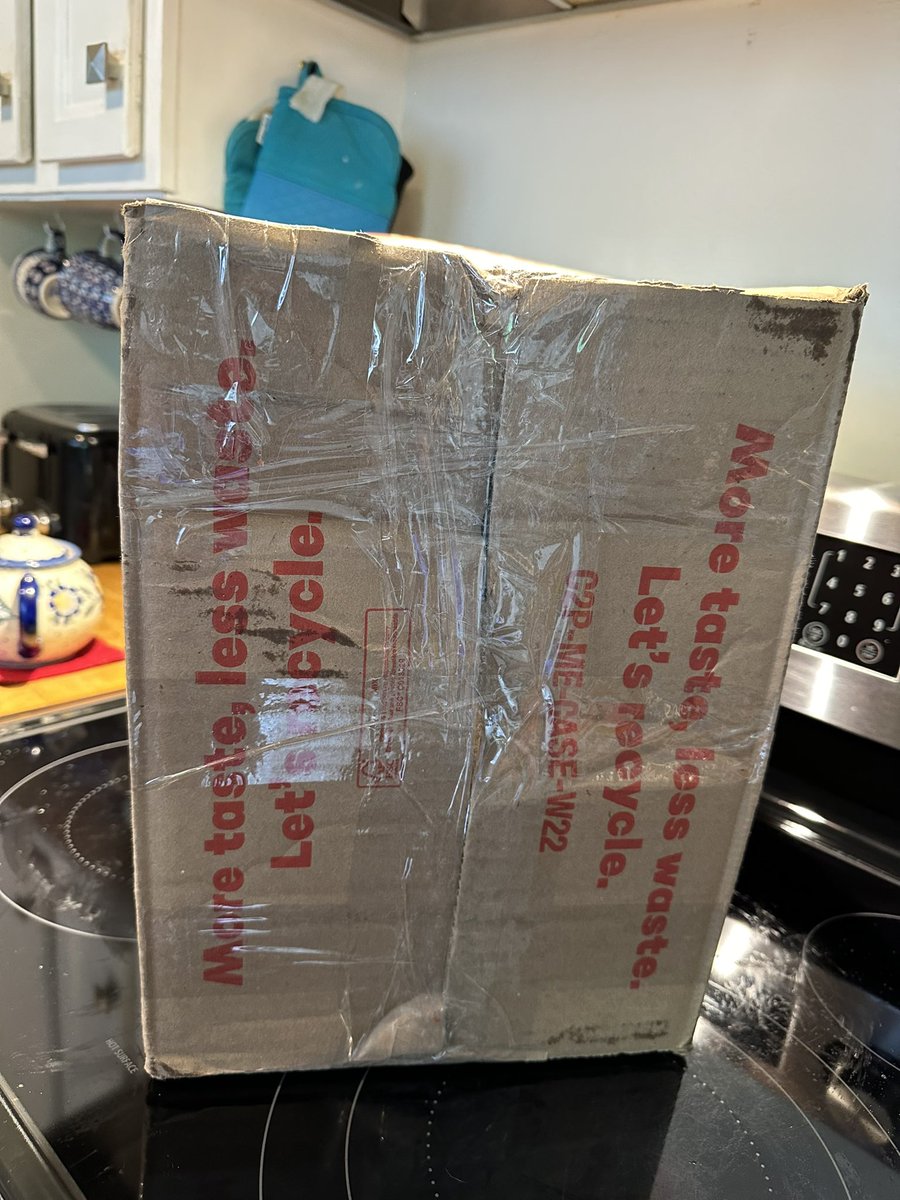 SparkySnacks tweet media