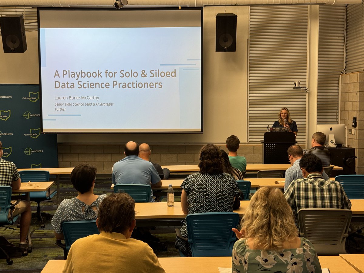 Getting rolling with the when-does-she-find-time-to-sleep Lauren Burke from ⁦<a href="/further_ww/">Further</a>⁩ at ⁦<a href="/cbusdaw/">Columbus Data & Analytics Wednesdays</a>⁩