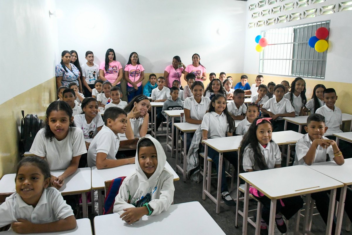 Ministerio del Poder Popular para la Educación tweet media