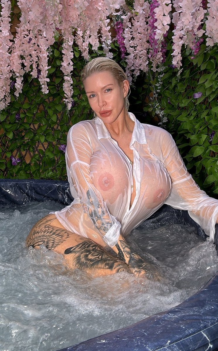 Hi 

#wetshirt #bigtits #girlswithshorthair #biglips #nipples #seethroughclothing #sheershirt