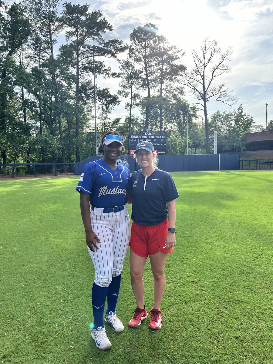 Good day <a href="/SamfordSoftball/">Samford Softball</a> ! Thank you coaches &amp; players for having me .