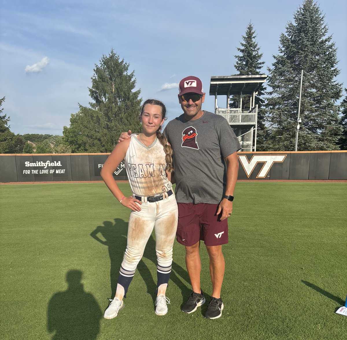 JuliaJujuDAmico's tweet photo. Had an incredible time @HokiesSoftball camp today! Learned skills, made some friends, hit some out, &amp; I can't wait to refine my skills &amp; go back! Go Hokies! 🥎 #GoHokies #VTSoftball @TeamNCKobziak @MrhsSoftball @VTechSBcoach @michaellew10 @jjpower19 @HuemulMata https://t.co/8ghboVFjs9