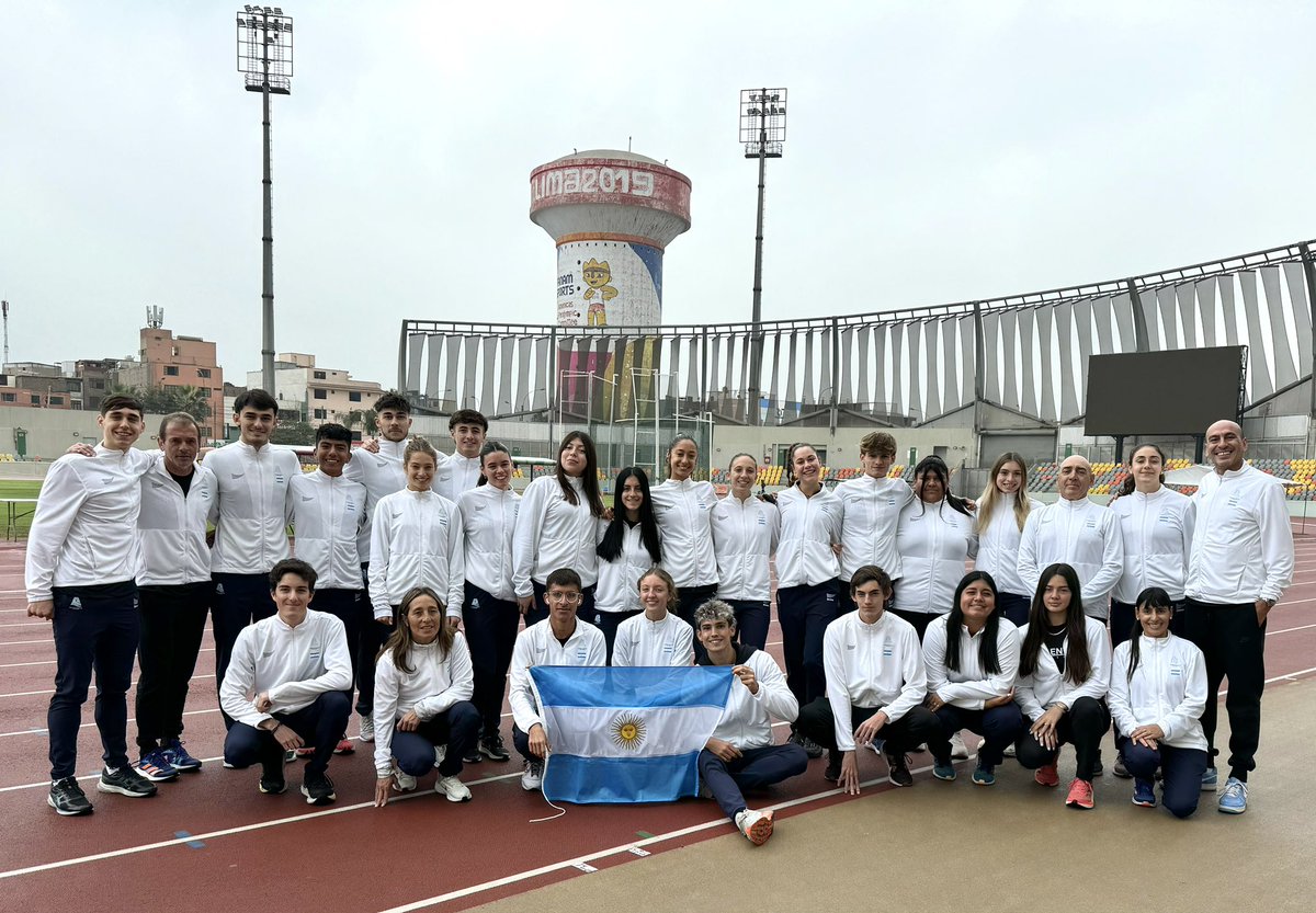 LeonardoMalgor's tweet photo. Perdón tendría que salir a pedir Garro a las 23 Familias del Atletismo que pagaron en su totalidad el Campeonato Sudamericano U20 del pasado fin de semana en Lima,Perú con ausencia total de recursos por parte de la Secretaría de Deportes de la Nación https://t.co/mme7MrxAgA