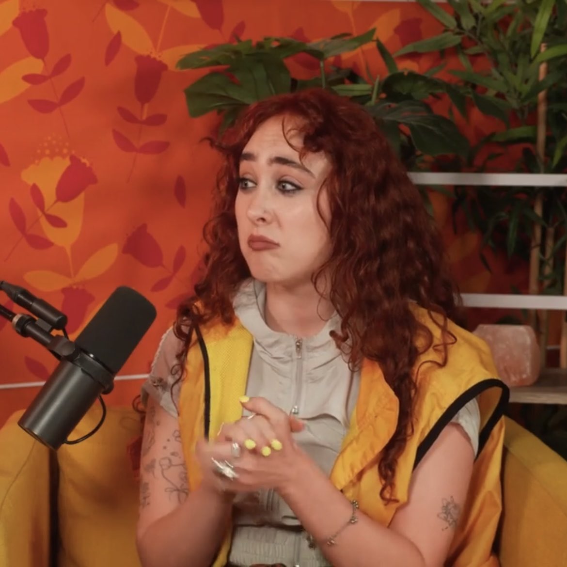 PopCrave's tweet photo. Chappell Roan says she has “pumped the brakes” on furthering her exposure following stalker fans:

“People have started to be freaks — like, [they] follow me and know where my parents live, and where my sister works. All this weird sh*t.” https://t.co/7rFd0JwLEm