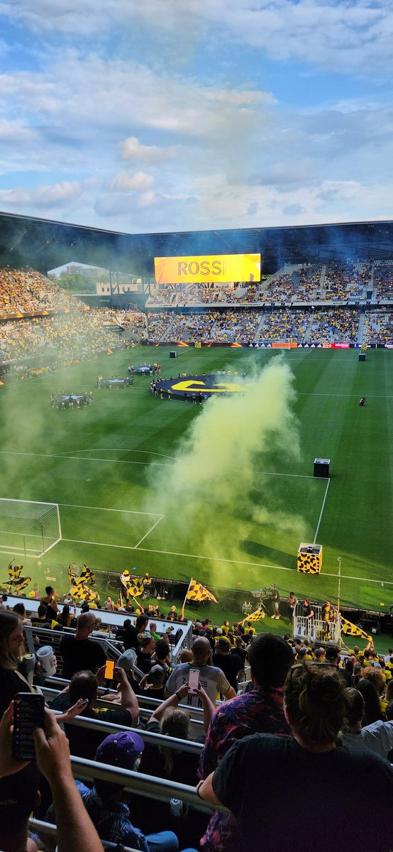 SquidsLive's tweet photo. Best place to spend DH's birthday #Crew96 https://t.co/g8PQQ2FXTZ