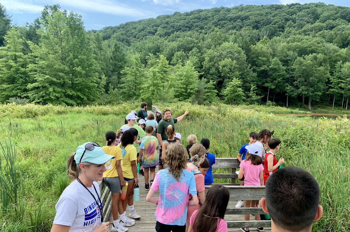 MrMarchewkaBHS's tweet photo. Go Green Day 8 - BU Nature Preserve Tour. #BPatriotProud #BHSFaculty @BinghamtonCSD @Kevin_Richman @MiriamSPurdy @ScallanJT @dawnecadams @DrToniaThompson @bcsdhr @smcgovern89 https://t.co/FuKfJZN2uV