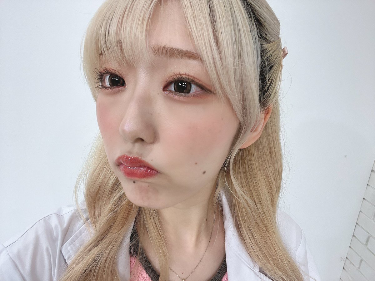 s_hitomi_'s tweet photo. おはようございます☺︎
昨日は2ヶ月ぶりの生放送でした！ありがとうございました☺️
ゲームおもしろかった！またやりたいです！ https://t.co/LfAfE1OZLB