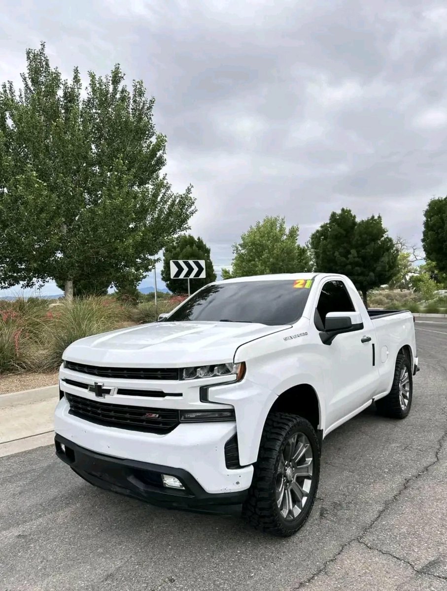 MrCaseyshell's tweet image. 2021 Chevrolet Silverado 1500 
Asking fee: $5,000
Down payment: $1,000
Chevrolet
Silverado
2021
Make
Chevrolet
Model
Silverado
Save
Mileage
98k miles 
Engine
6.2L Supercharged V8
Drivetrain
4WD/AWD
Transmission
Automatic (10-Speed)
Body Style
Truck
Exterior Color
Summit White