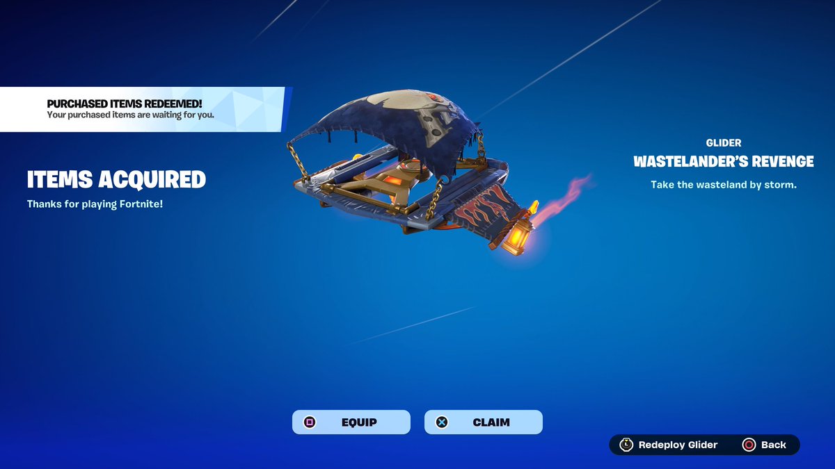 PumpkinTheFoxx's tweet photo. I'm a little bit late but I finally got the glider. Also another two items crossed off my wish list bought Scully splitter with #CodeSEEDD @Ynot4flowers https://t.co/gWt3JTDaJs