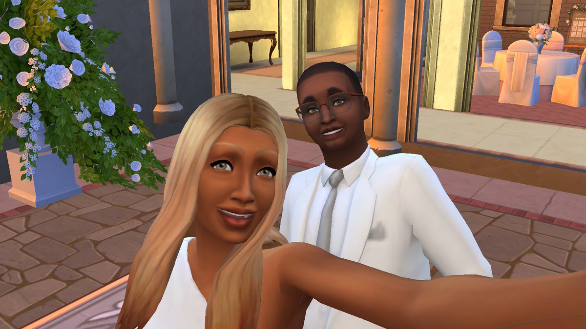 cowberryjam's tweet photo. Playing between Bret and Anya &amp; his sister Harper. Bret and Anya are doing a legacy, Harper is a single and a spellcaster. Thinking of making her immortal. #TheSims4 https://t.co/Dzyf8NjTVD
