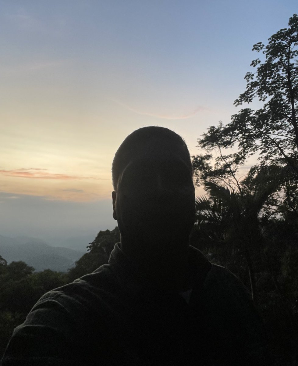 VASCOOOOOOO 
“Porque Ele Vive, posso crer no amanhã”
TODA HONRA E GLÓRIA SEJA DADA AO NOSSO CRIADOR JESUS CRISTO 🙏🏾❤️