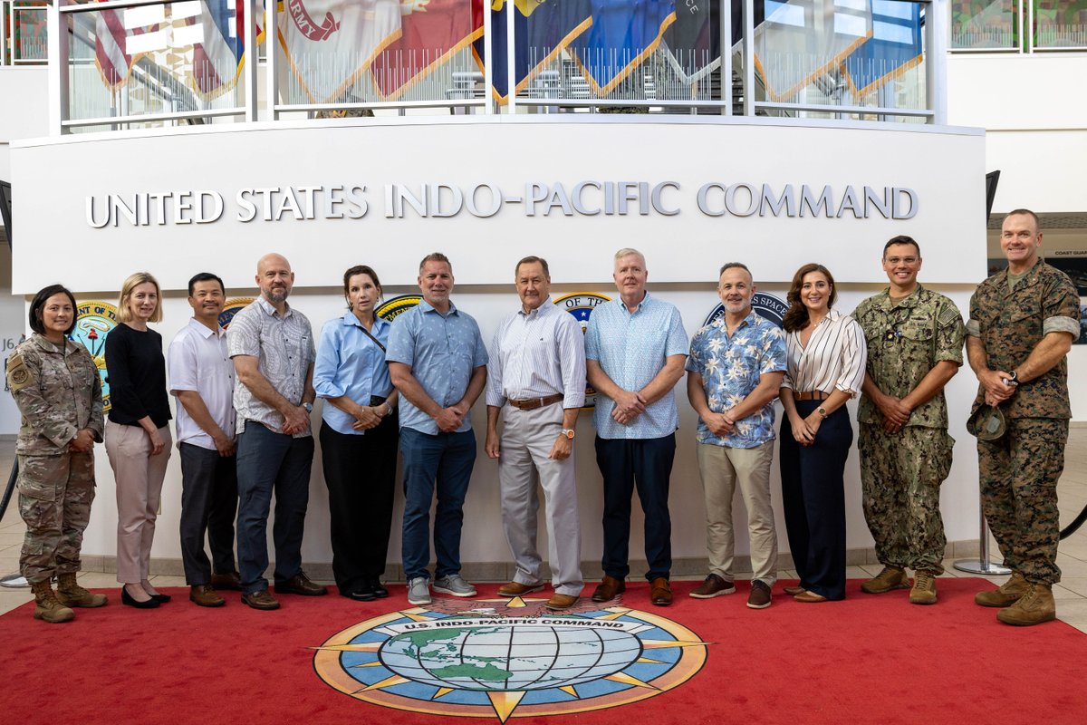 JIATFWest's tweet photo. #JIATFWest hosted members of @IRS_CI's International Operations and Cyber Crimes teams. Discussions were centered around #CounterDrug, #CyberCrime, and information sharing. 

#Interagency collaboration with other #LawEnforcement partners united for a #FreeandOpenIndoPacific. https://t.co/qItoHwBFYD