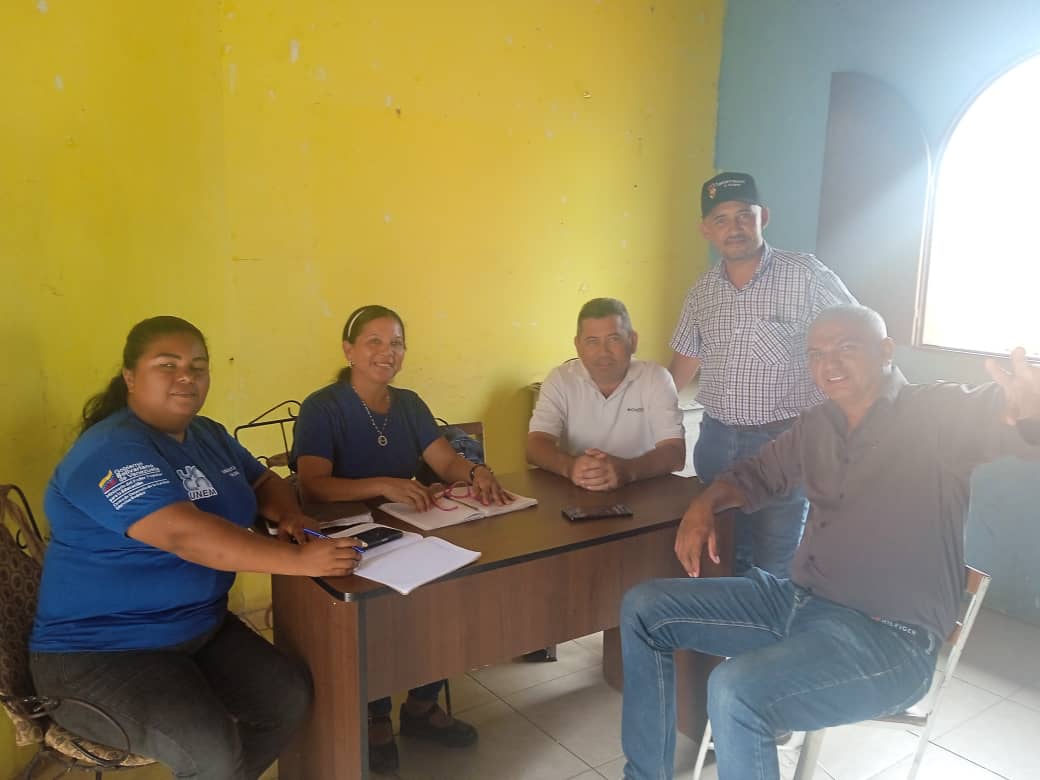 ULGU El SOCORRO le da la bienvenida al coordinador Regional Educación Primaria Dr Armando Mariño a nuestro municipio el socorro
#16Jul 
 <a href="/NicolasMaduro/">Nicolás Maduro</a>
@MPPEDUCACION
<a href="/_LaAvanzadora/">Yelitze Santaella</a>
<a href="/Gob_Guarico/">Gobierno de Guárico</a>
<a href="/josemvasquez/">José Vásquez</a>
<a href="/CDCEGuarico/">CDCE del Estado Guárico</a>
<a href="/EliasEducacion1/">Elías Zurita</a>