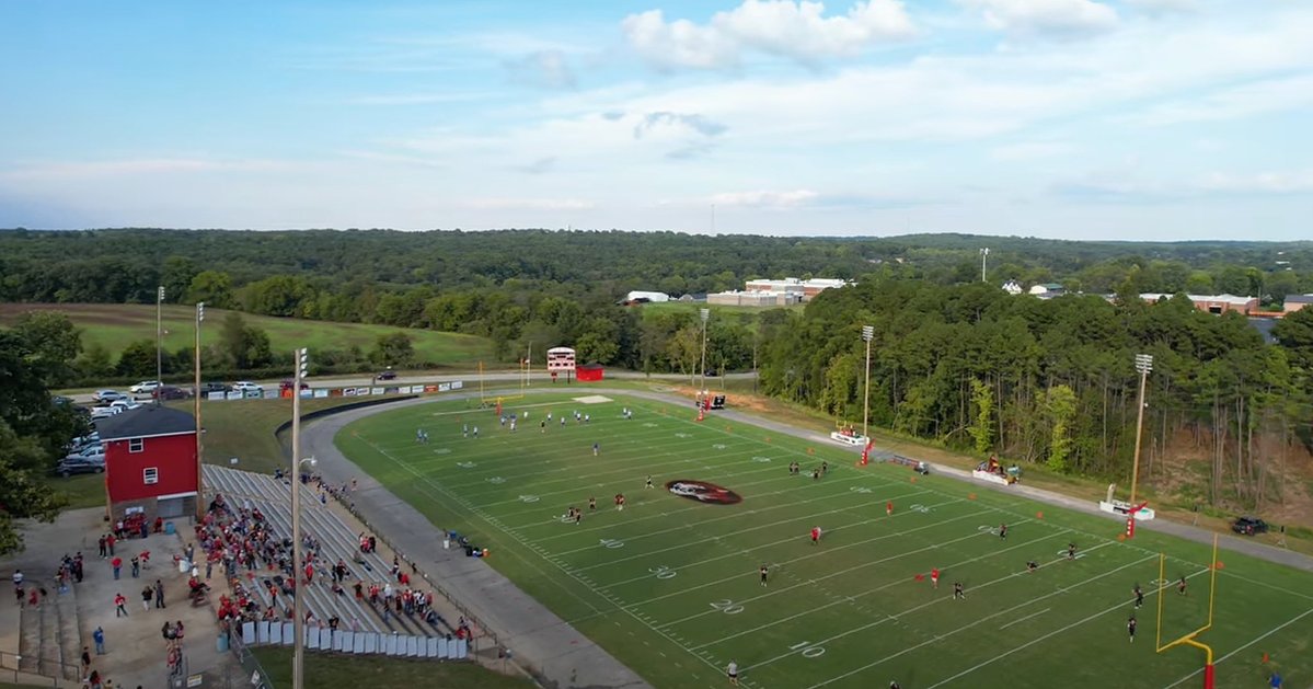 HelmetMissouri's tweet photo. 🏟️ Missouri Stadium Challenge 🏟️

Small Schools: Round 2

St. Pius X KC Warriors

🆚

Houston Tigers @CoachEricSloan

Vote in the poll below 👇 https://t.co/0T87WIKUXc