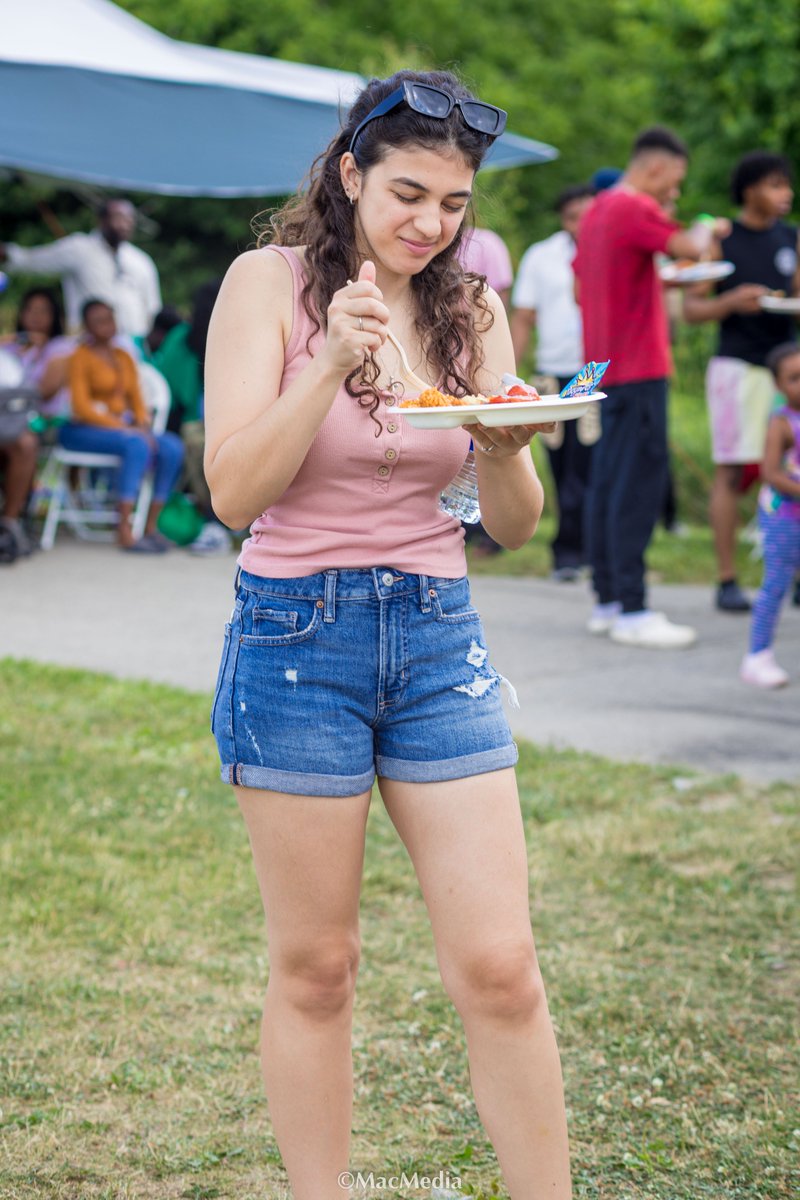 maclexyiii's tweet photo. Jollof rice, laughter, and enough dancing to chase away the Canadian stress!!!

The Nigerian-Canadian Association of Hamilton summer picnic  was a good time

Images by yours truly

Sponsored by: @afriexapp https://t.co/Ve2UqXZm0g