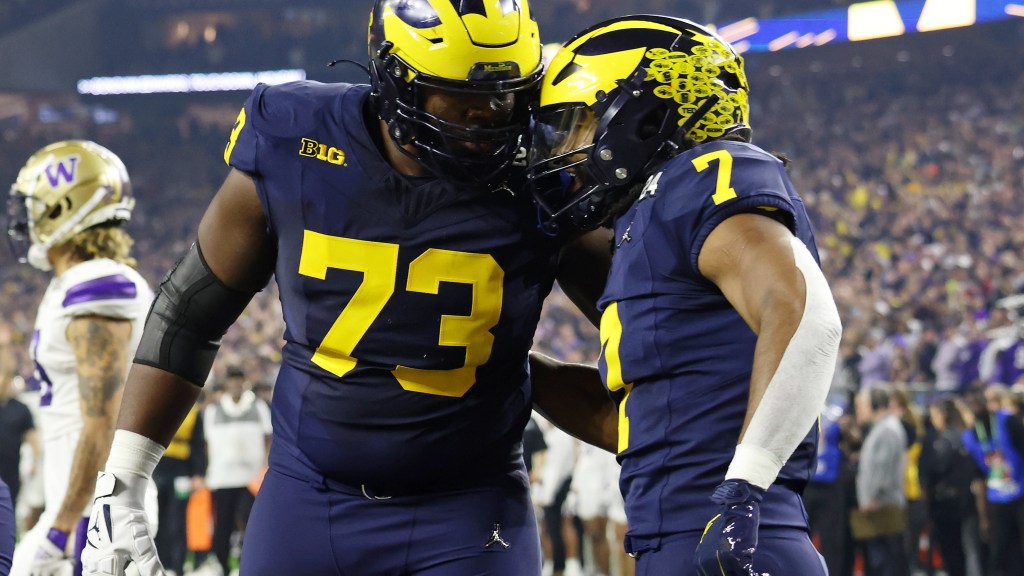 Texans waive rookie OL La’Darius Henderson before training camp texanswire.usatoday.com/2024/07/17/tex… #texans #htown