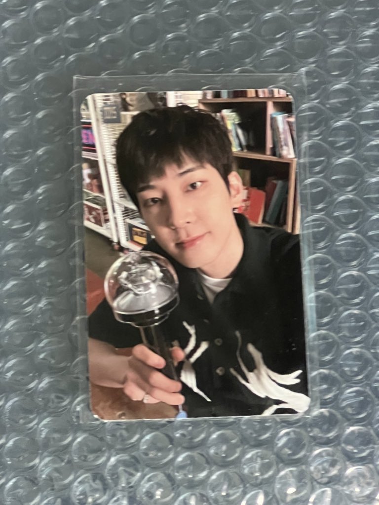 hhs0017's tweet photo. 세븐틴 원우 포카 양도합니다 

2.2
즉입만 받습니다

에스쿱스 승철 정한 조슈아 준 호시 원우 우지 디에잇 명호 민규 도겸 승관 버논 디노 럭드 키노 미공포 트레카 엽서 위버스 마에스트로 디스맨 음악의신 캐랜 고잉 buy sell 폴플 시그 포토카드 wonwoo 캐럿존 https://t.co/UEoJoY2EIq