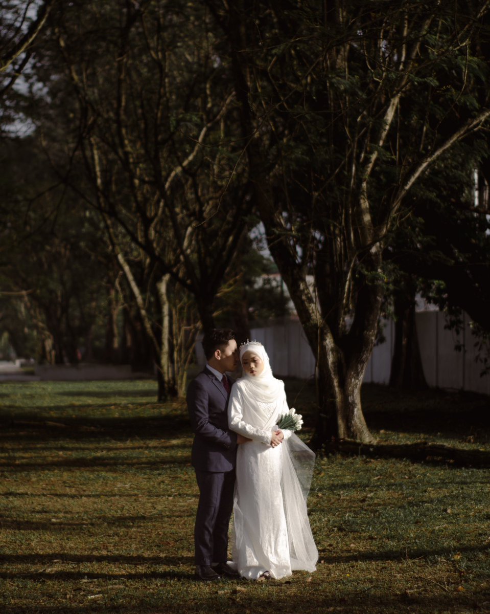 silumping's tweet photo. WEDDING OF FAZILIE &amp; SAMIHAH
WhatsApp for book https://t.co/iswTCPHeP3
#Perkahwinan
#LoveStory
#WeddingDay
#MajlisPerkahwinan
#BridalBeauty
#Nikah
#WeddingInspiration
#BrideAndGroom
#WeddingPhotography 
#Photographerkelantan
#Photographerterengganu
#Photographerpenang https://t.co/JGnp4uUdeG