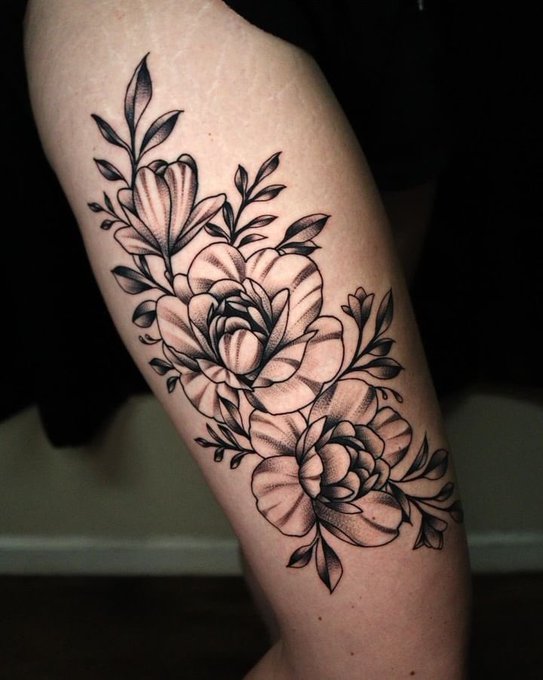 I won&rsquo;t be online tonight. I&rsquo;m exhausted. My tattoo took 6 hours. It&rsquo;s beautiful. https://t.co/Sy01w