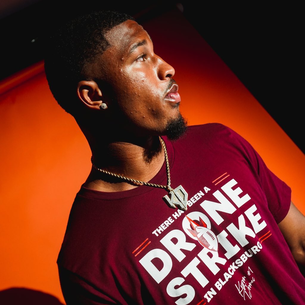 Triumph_NIL's tweet photo. Your new game day fit 🔥

Get your official @KyronDrones merch today 👇

SHOP: https://t.co/YO0Logx2RV https://t.co/2gEOuoTbvb