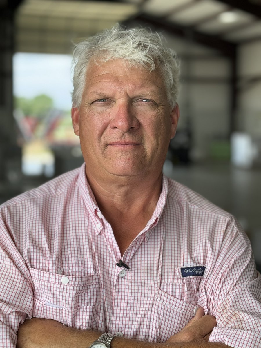 cornwarriorstv's tweet photo. Amazingly talented farmer @PerryGalloway10 is making #farming look good down in Arkansas. Follow along as he farms #corn #soybeans #rice and #cotton. in season 2 of #topcrop - Presented by @agxplore https://t.co/DkFQR7IUOf