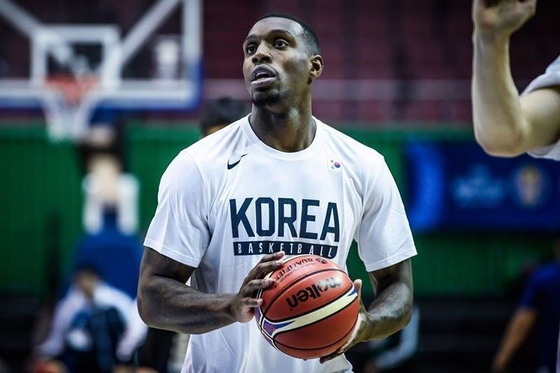 baekpd1983's tweet photo. I think we'll see Ra Guna play in the PBA Commissioner's Cup in August or September.
#RaGuna #RicardoRatliffe #PBA https://t.co/m1atmHnqFt